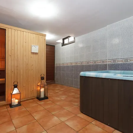 Villa Wine Experience Salou Center - Spa & Wine Exterior photo