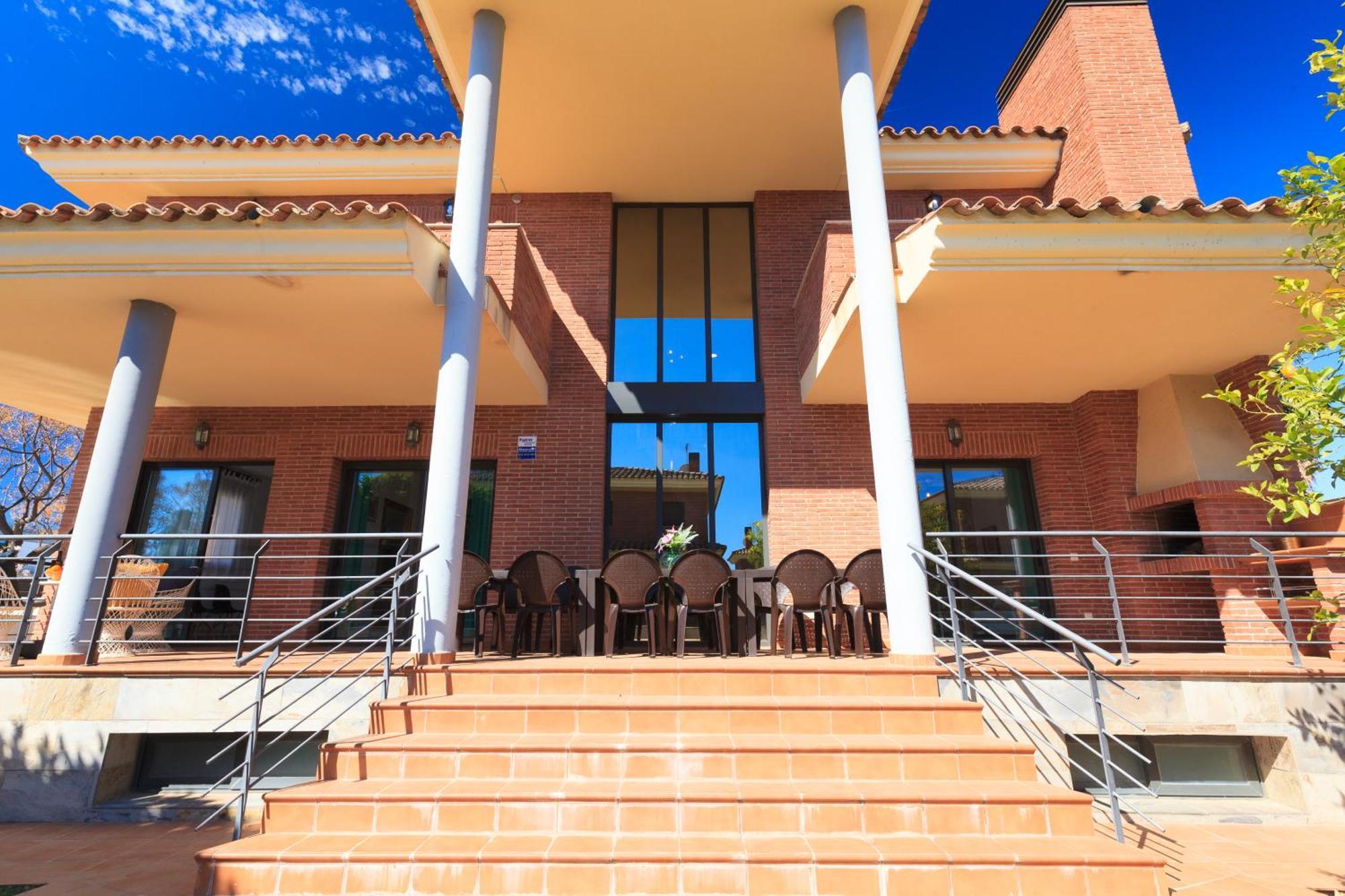 Villa Wine Experience Center - & Wine Salou